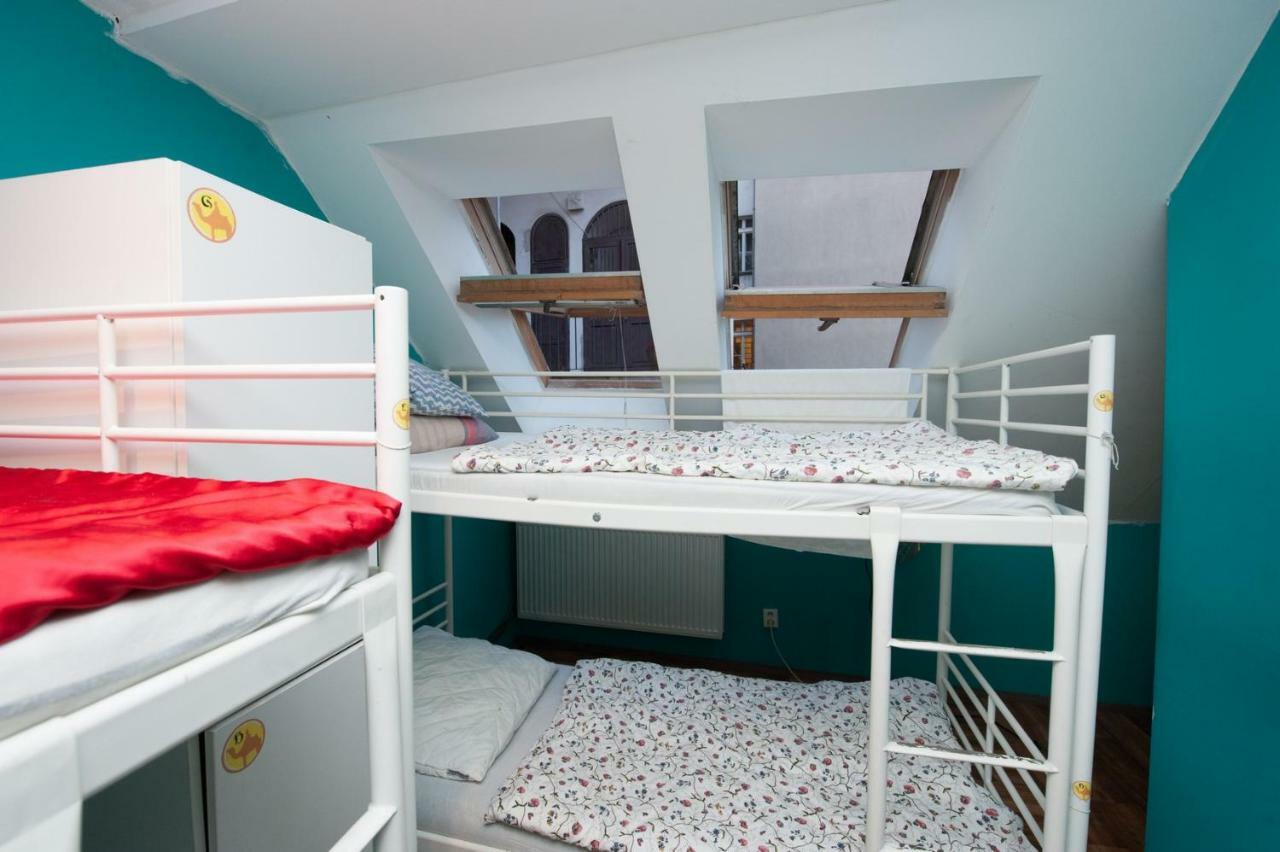 Backpacker Hostel Prague Luaran gambar